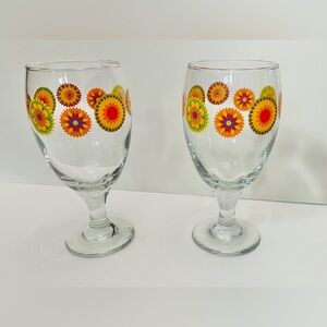 Groovy 70s style flower power glasses